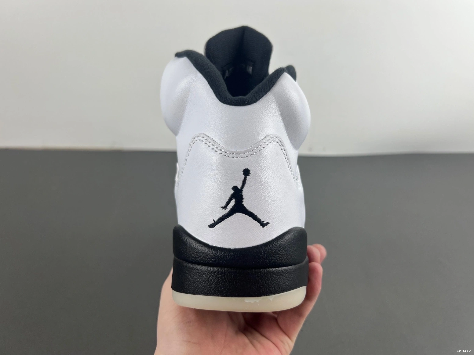 Air DD0587-110 Black White 5 Jordan 0327